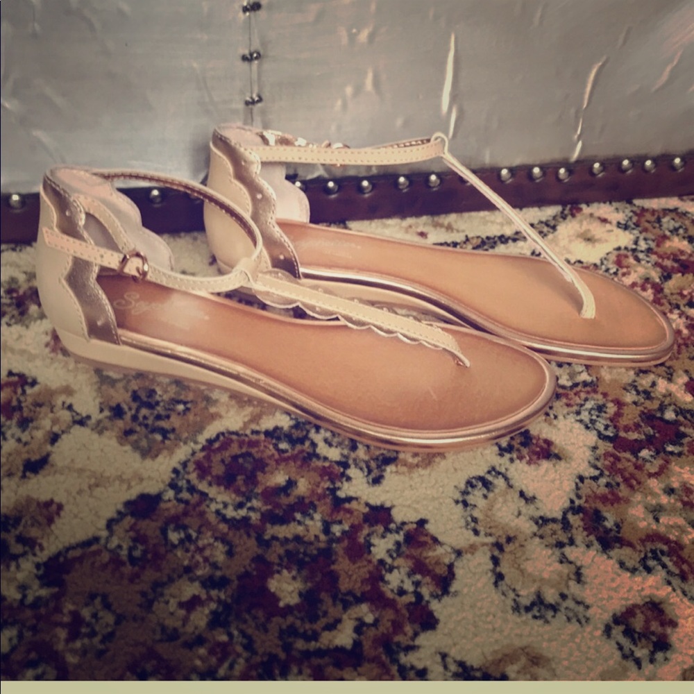 Seychelles Tan Leather Thong Wedge Sandal Sz 6